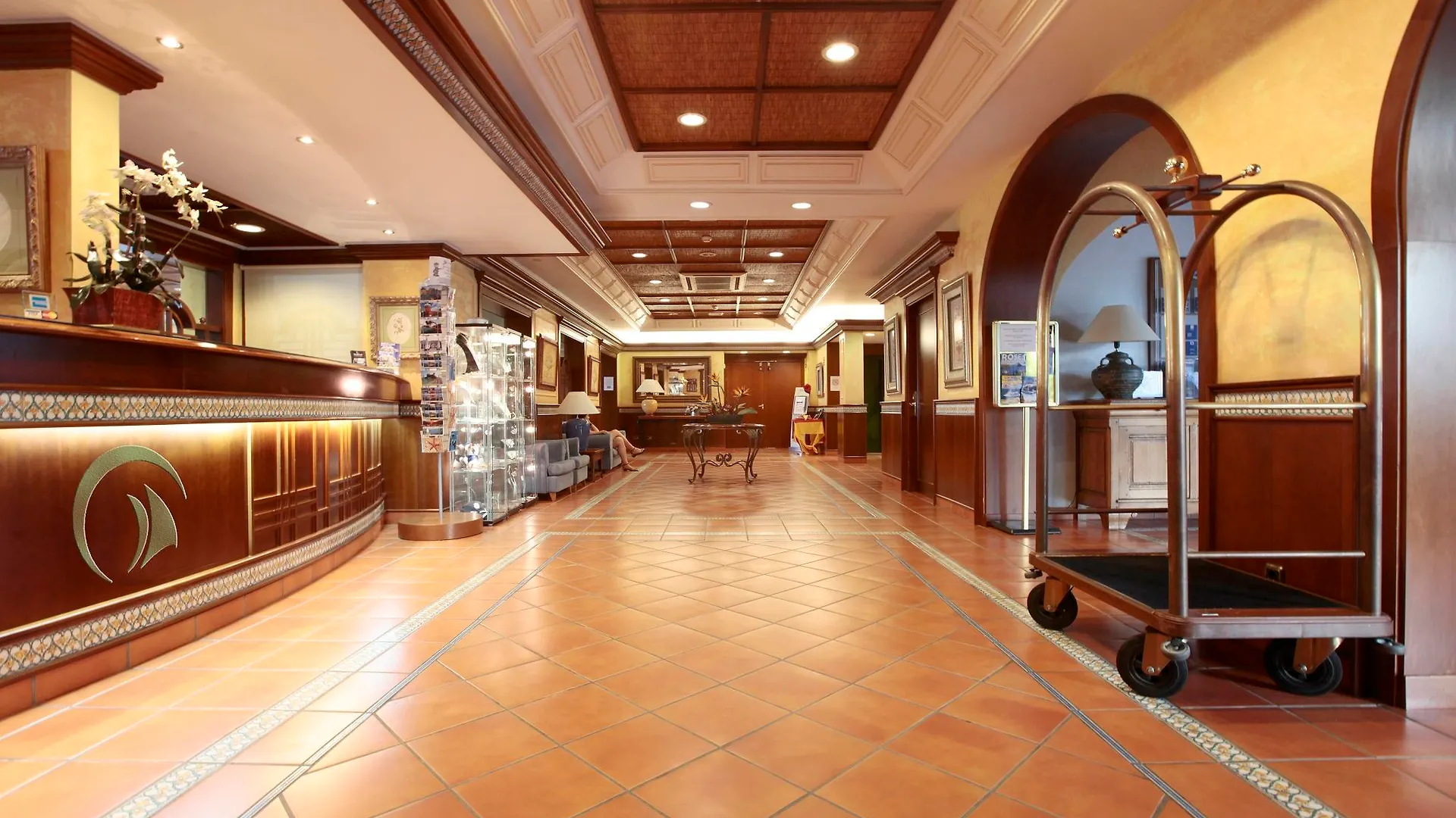 Hotel Roses Platja 3*,  Spain